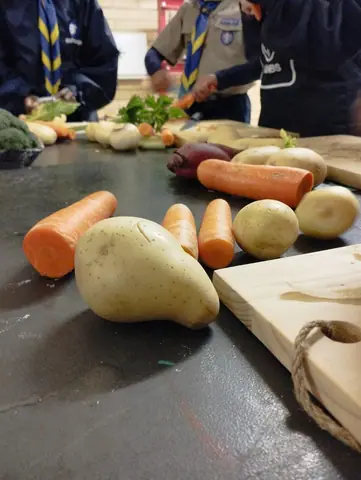 Cubs make soup for Kencare
